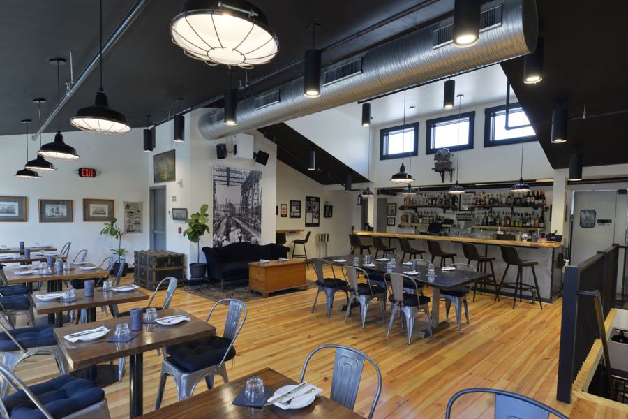Sailor Oyster Bar dining room
