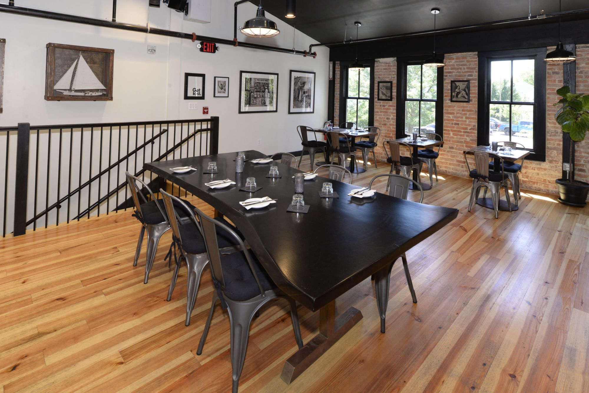Upstairs dining room at Sailor Oyster Bar